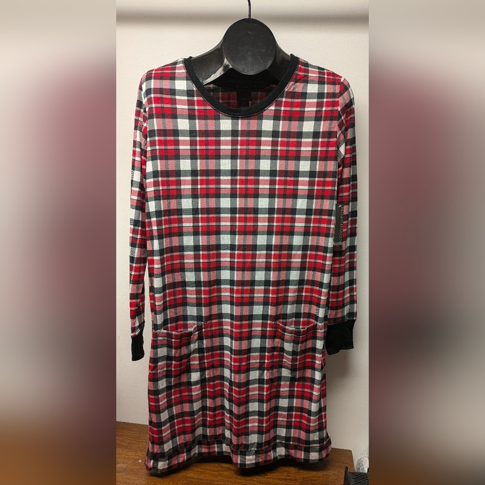 Lightweight Covington plaid Knit Sleep shirt polyester rayon Long Sleeve Pockets